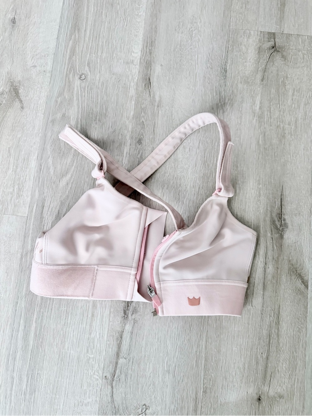 SHEFIT Sport Bra | Size Small